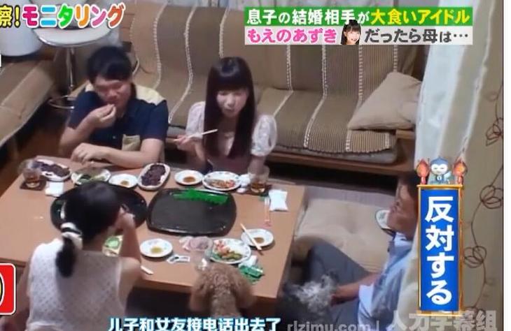 《人类观察》：路人们的“kiss”不仅满足视觉欲，还能治愈你的内心伤痛